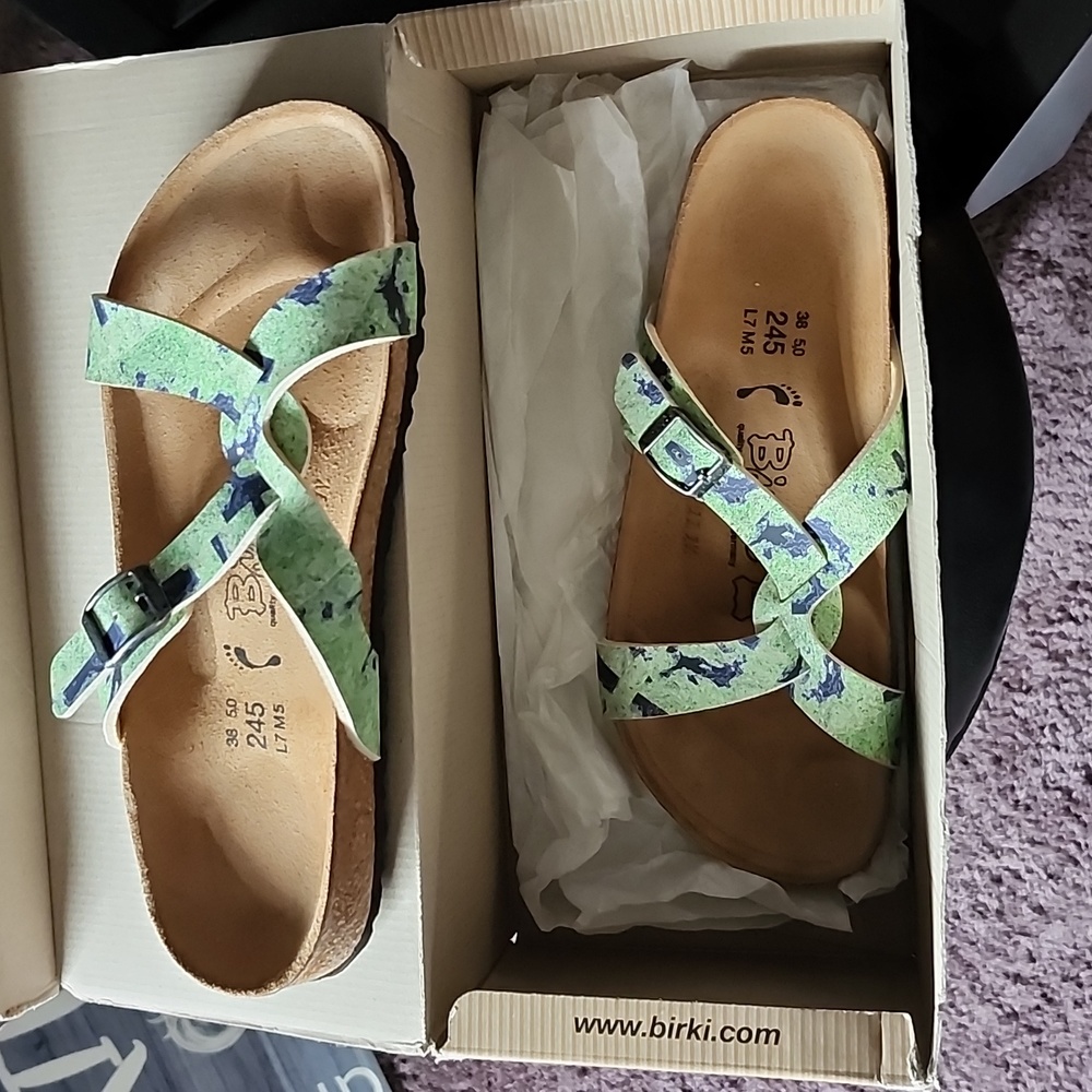 Birkis size 7 womens